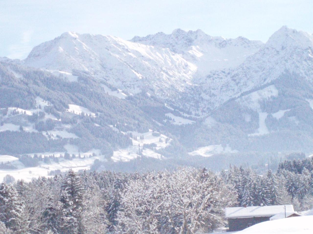 Gaestehaus Bergfrieden Bolsterlang Esterno foto